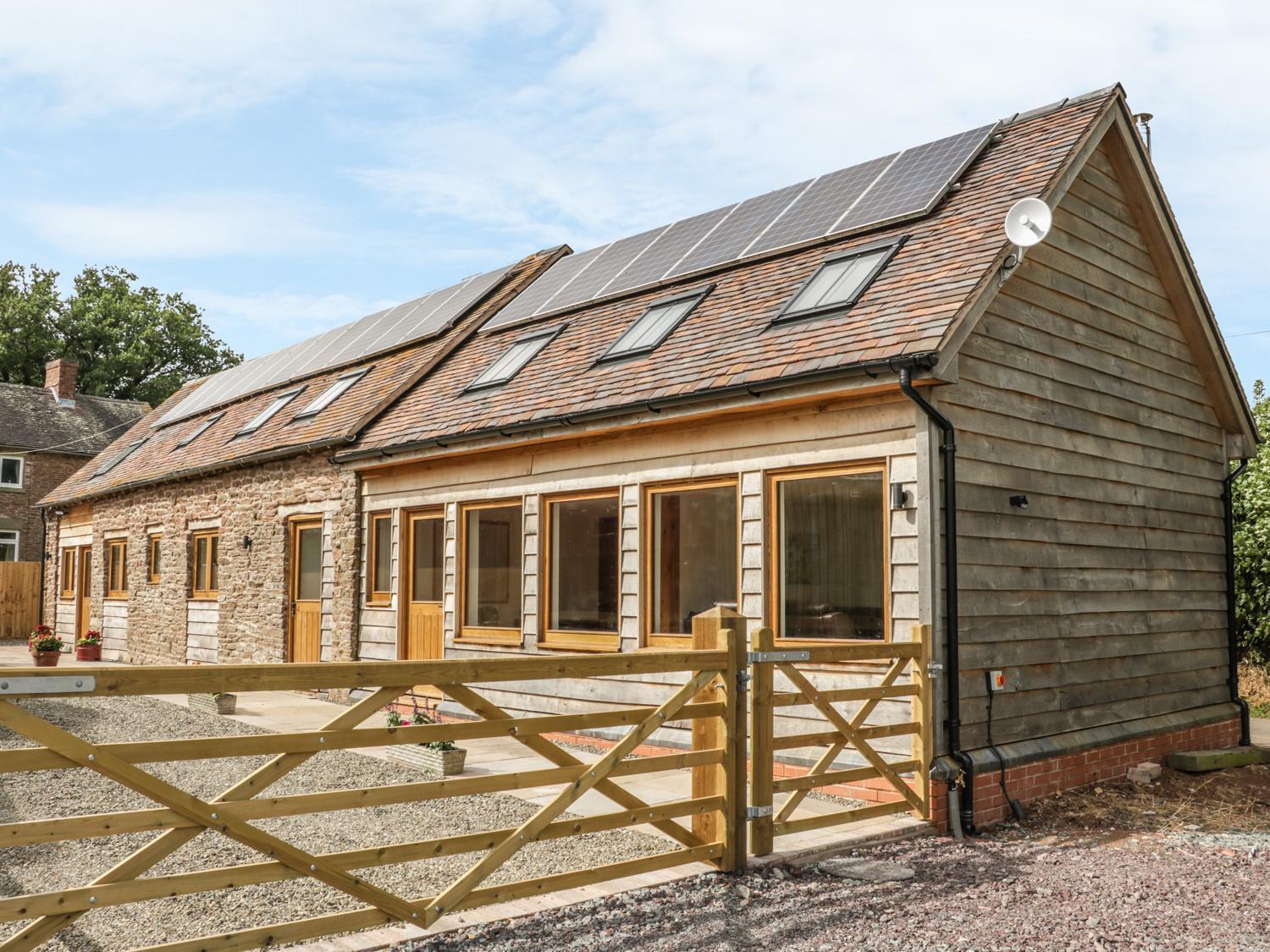 Вилла The Cow Byre, Heath Farm Clee Saint Margaret Экстерьер фото